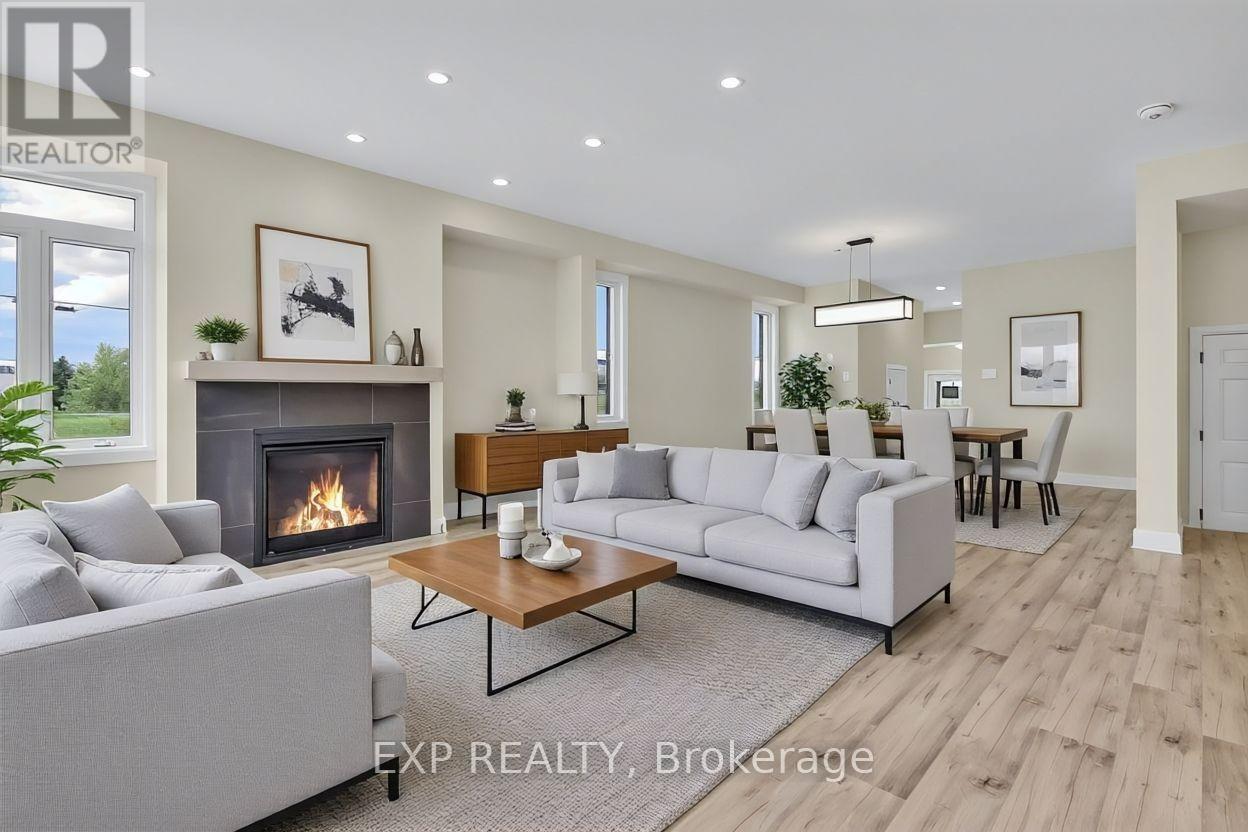 15 Reynolds Avenue, Carleton Place, Ontario  K7C 0W4 - Photo 6 - X12478933
