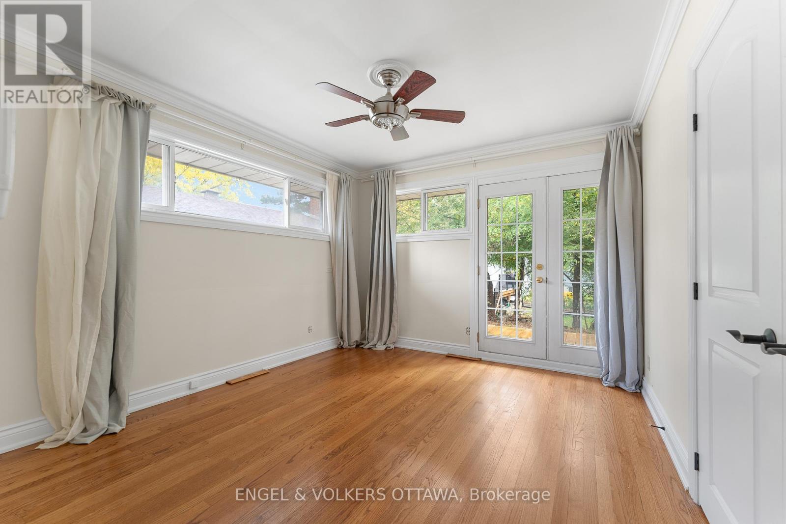 213 Royal Avenue, Ottawa, Ontario  K2A 1T8 - Photo 13 - X12478962