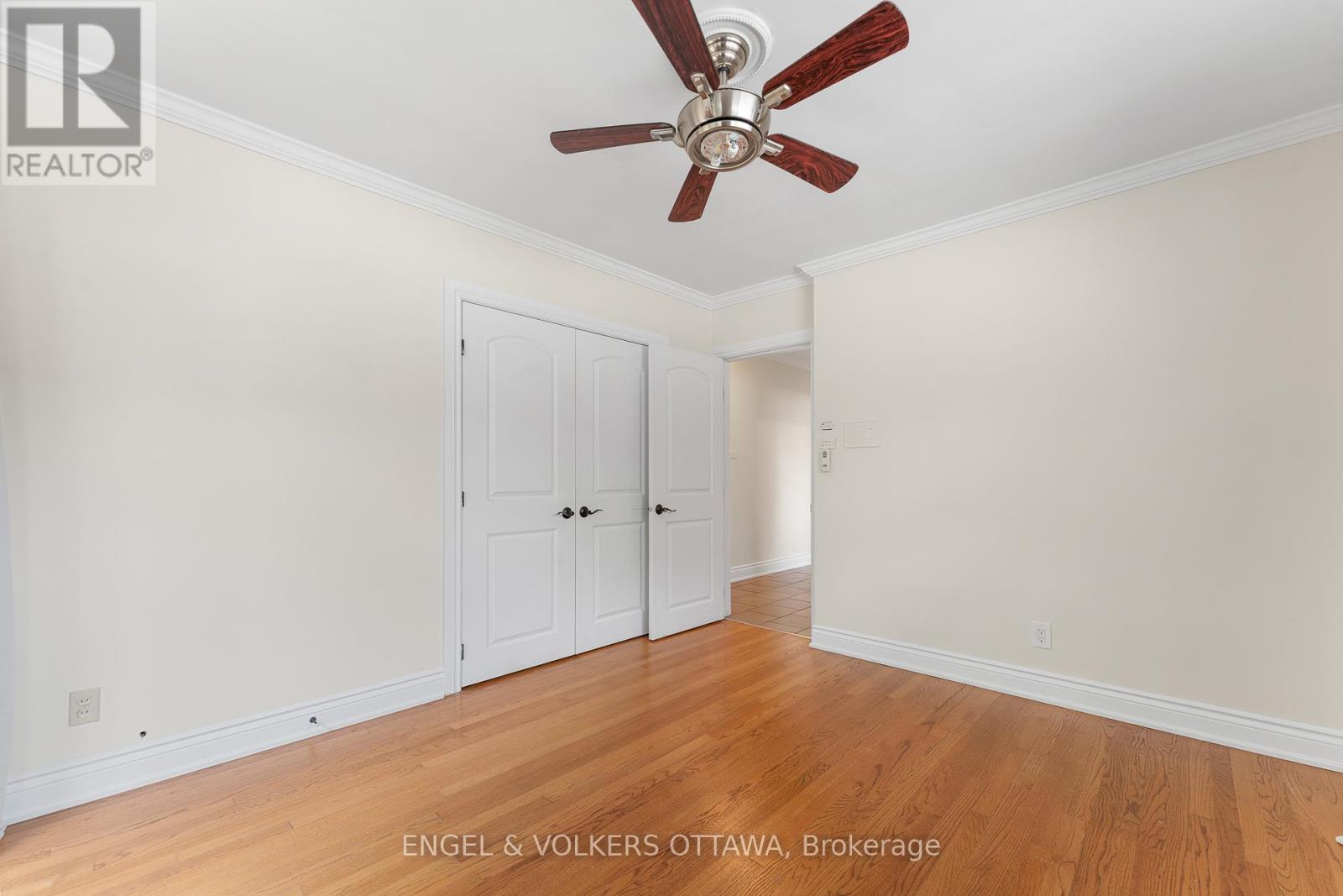 213 Royal Avenue, Ottawa, Ontario  K2A 1T8 - Photo 14 - X12478962