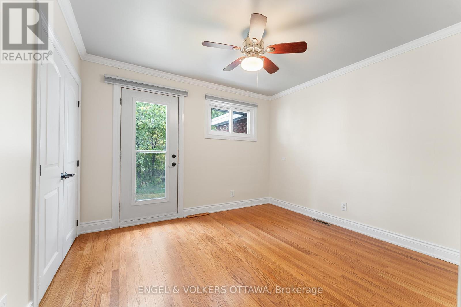213 Royal Avenue, Ottawa, Ontario  K2A 1T8 - Photo 15 - X12478962