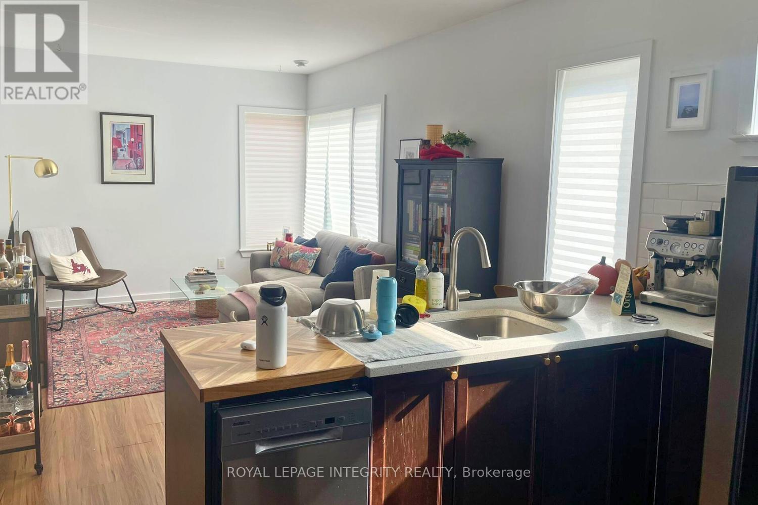 5 - 220 Lebreton Street N, Ottawa, Ontario  K1R 7J1 - Photo 3 - X12479011