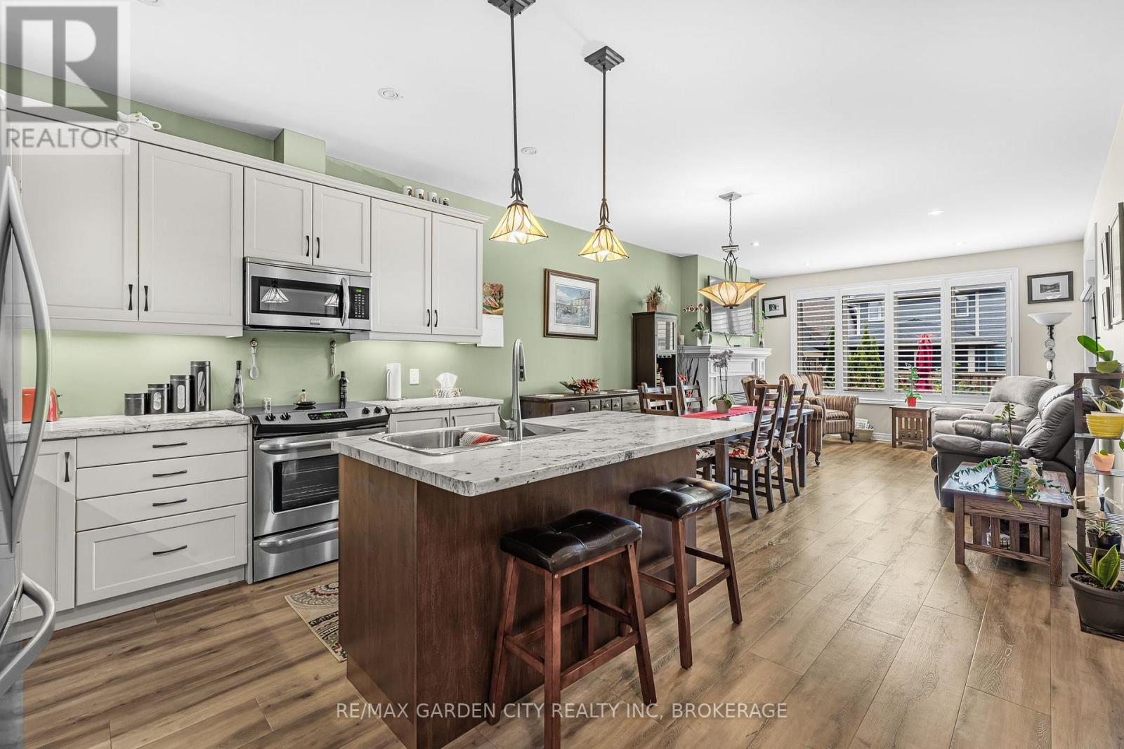 27 Andrew Lane, Thorold, Ontario  L2V 0E3 - Photo 12 - X12478942