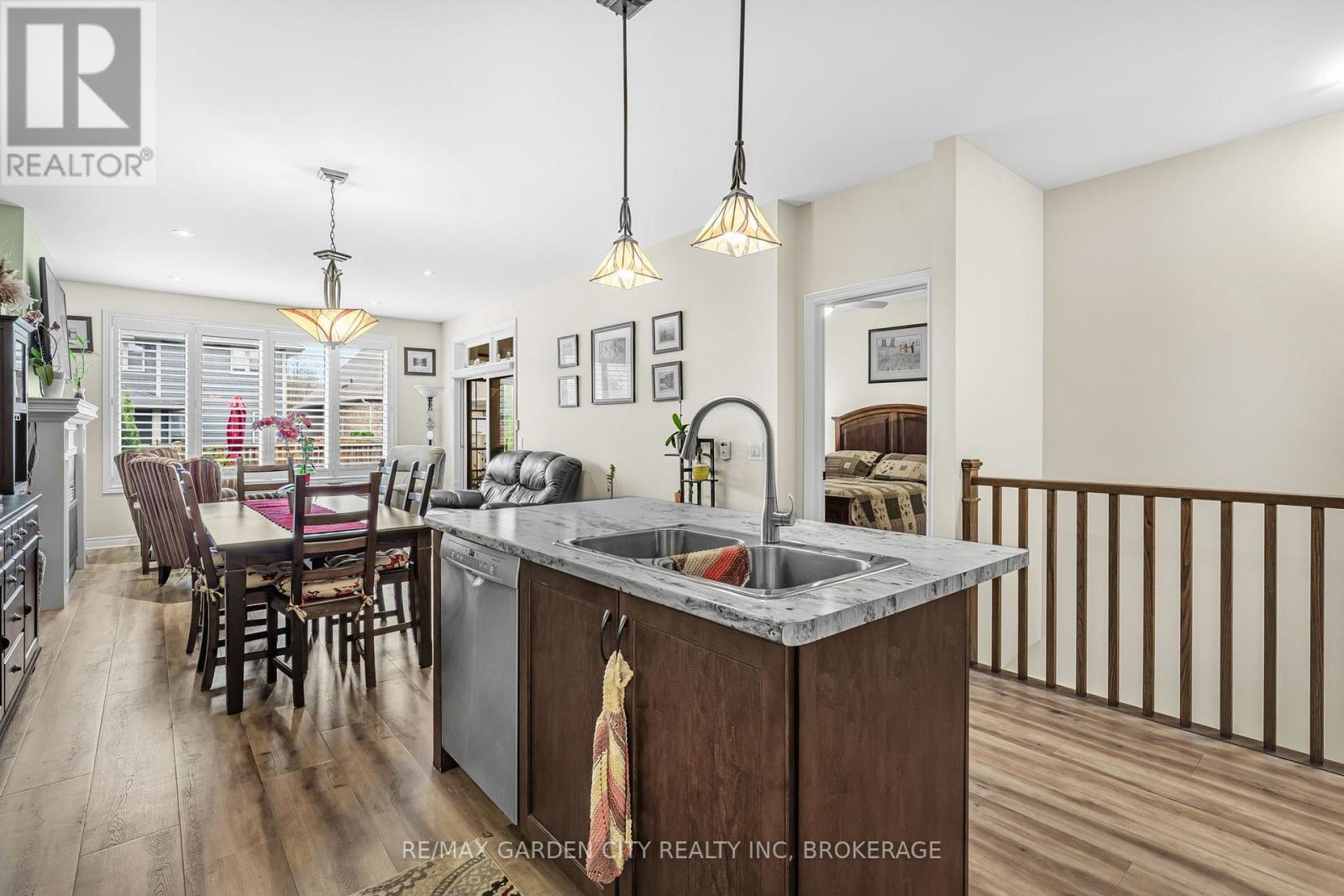 27 Andrew Lane, Thorold, Ontario  L2V 0E3 - Photo 16 - X12478942