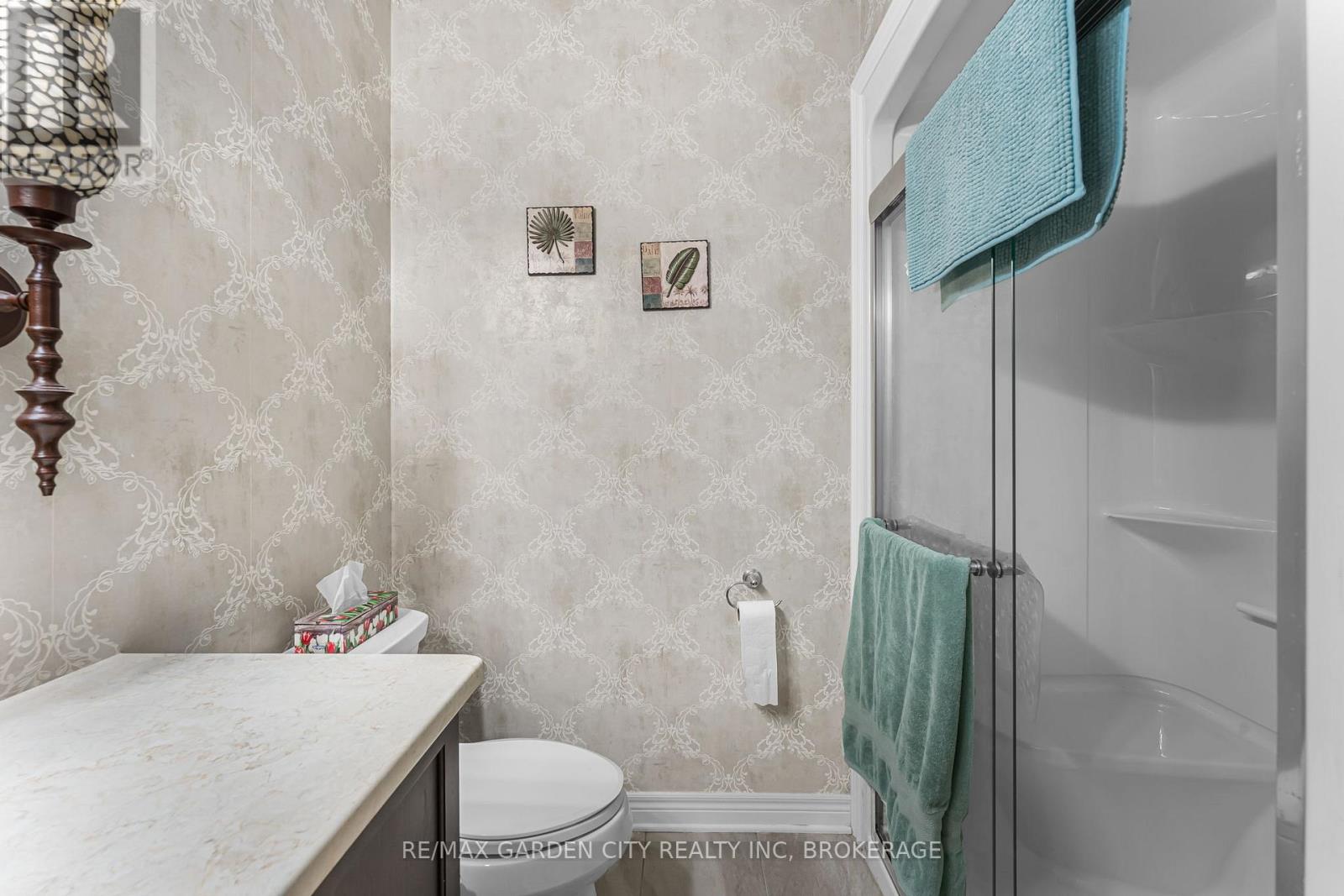 27 Andrew Lane, Thorold, Ontario  L2V 0E3 - Photo 23 - X12478942