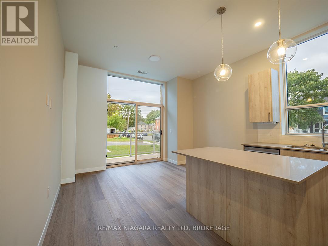 101 - 118 West Street, Port Colborne, Ontario  L3K 0B9 - Photo 17 - X12479050