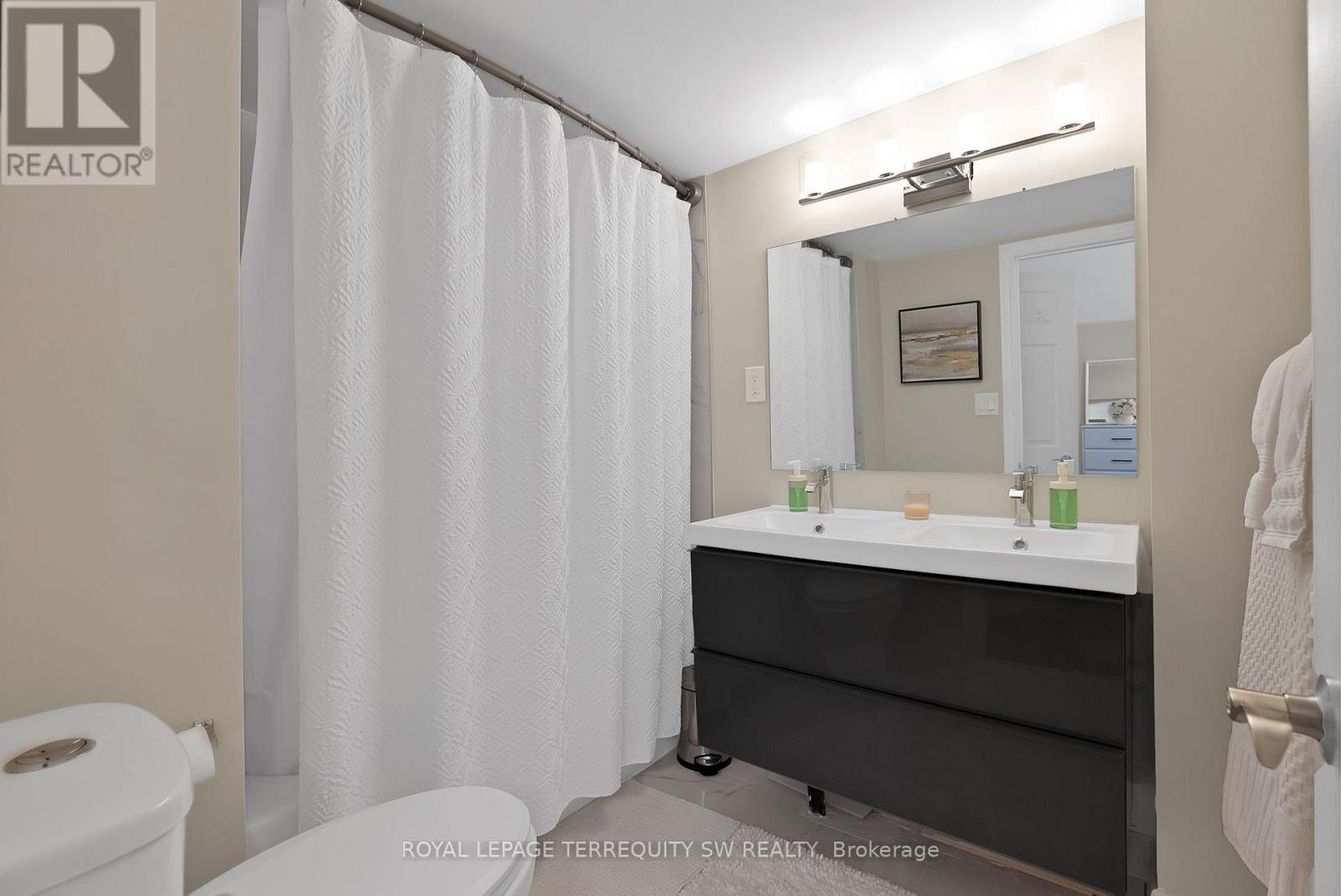172 Spring Road, Georgina, Ontario  L4P 2K6 - Photo 24 - N12478874