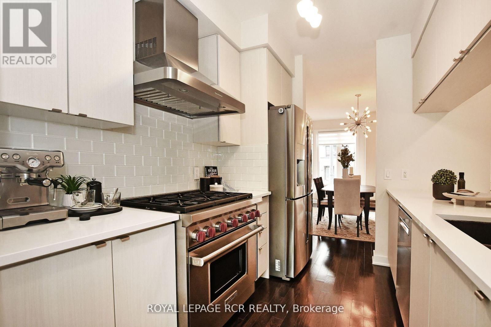65 Anchusa Drive, Richmond Hill, Ontario  L4E 1C6 - Photo 10 - N12478881