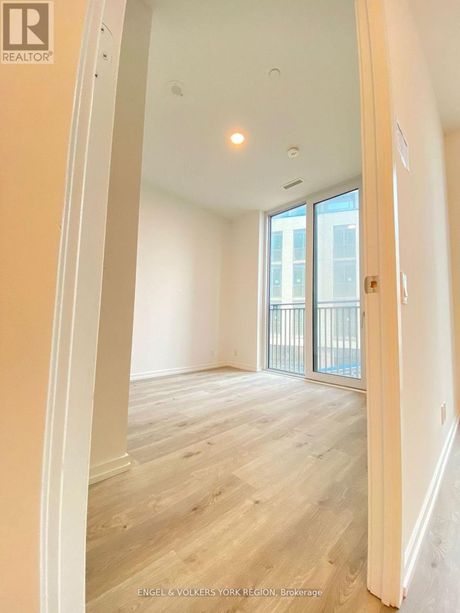 206 - 1000 Portage Parkway S, Vaughan, Ontario  L4K 0L1 - Photo 9 - N12478905