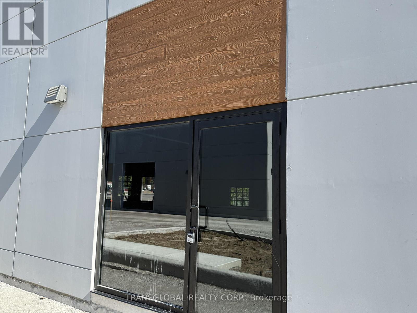 108 & 109 - 197 Cachet Woods Court, Markham, Ontario  L6C 0Z8 - Photo 14 - N12478906