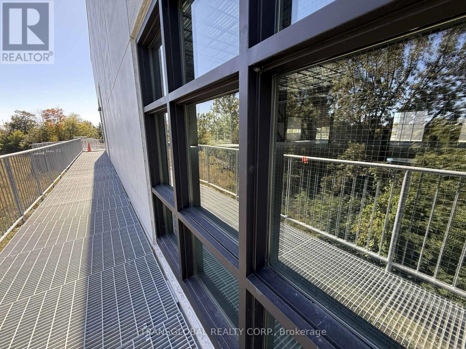 108 & 109 - 197 Cachet Woods Court, Markham, Ontario  L6C 0Z8 - Photo 22 - N12478906