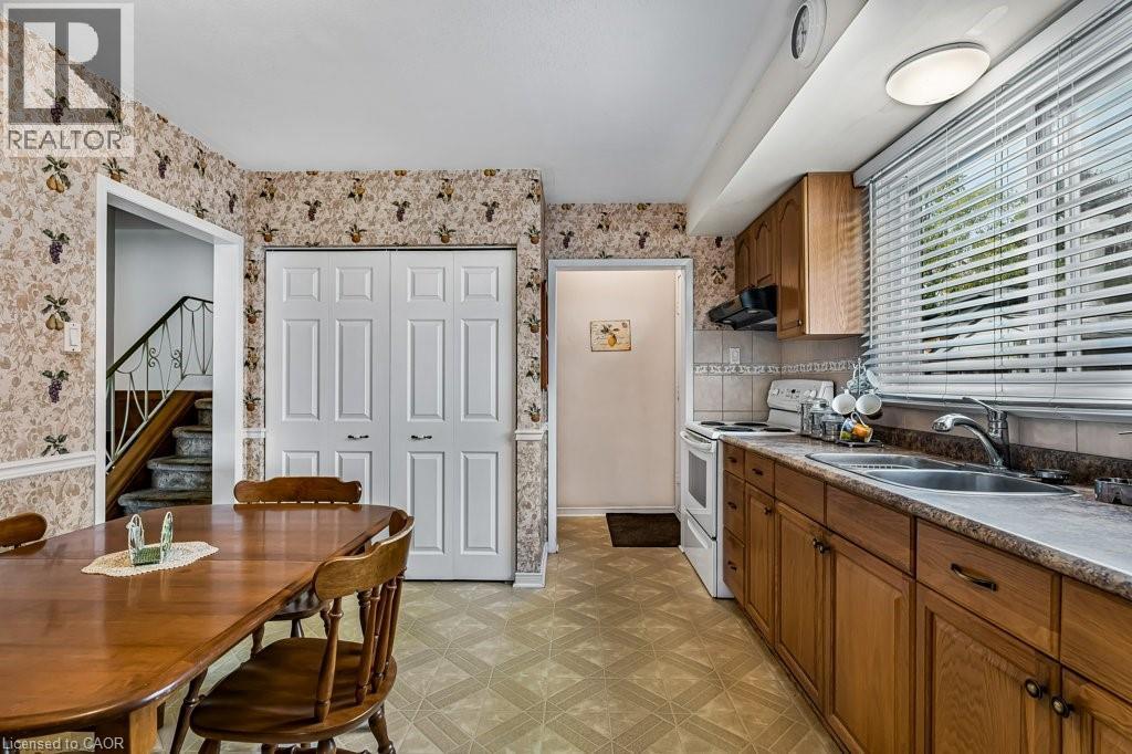 526 Elwood Road, Burlington, Ontario  L7N 3C7 - Photo 16 - 40780108