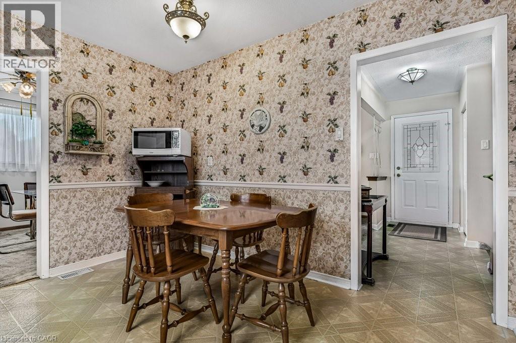 526 Elwood Road, Burlington, Ontario  L7N 3C7 - Photo 17 - 40780108