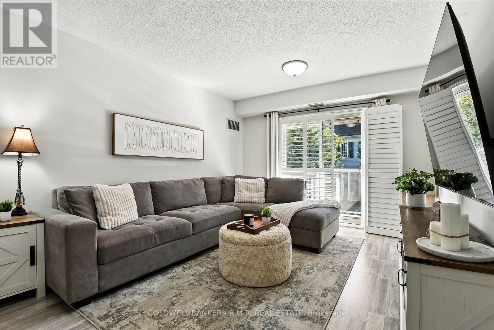 310 - 124 Aspen Springs Drive, Clarington, Ontario  L1C 0G8 - Photo 10 - E12478923