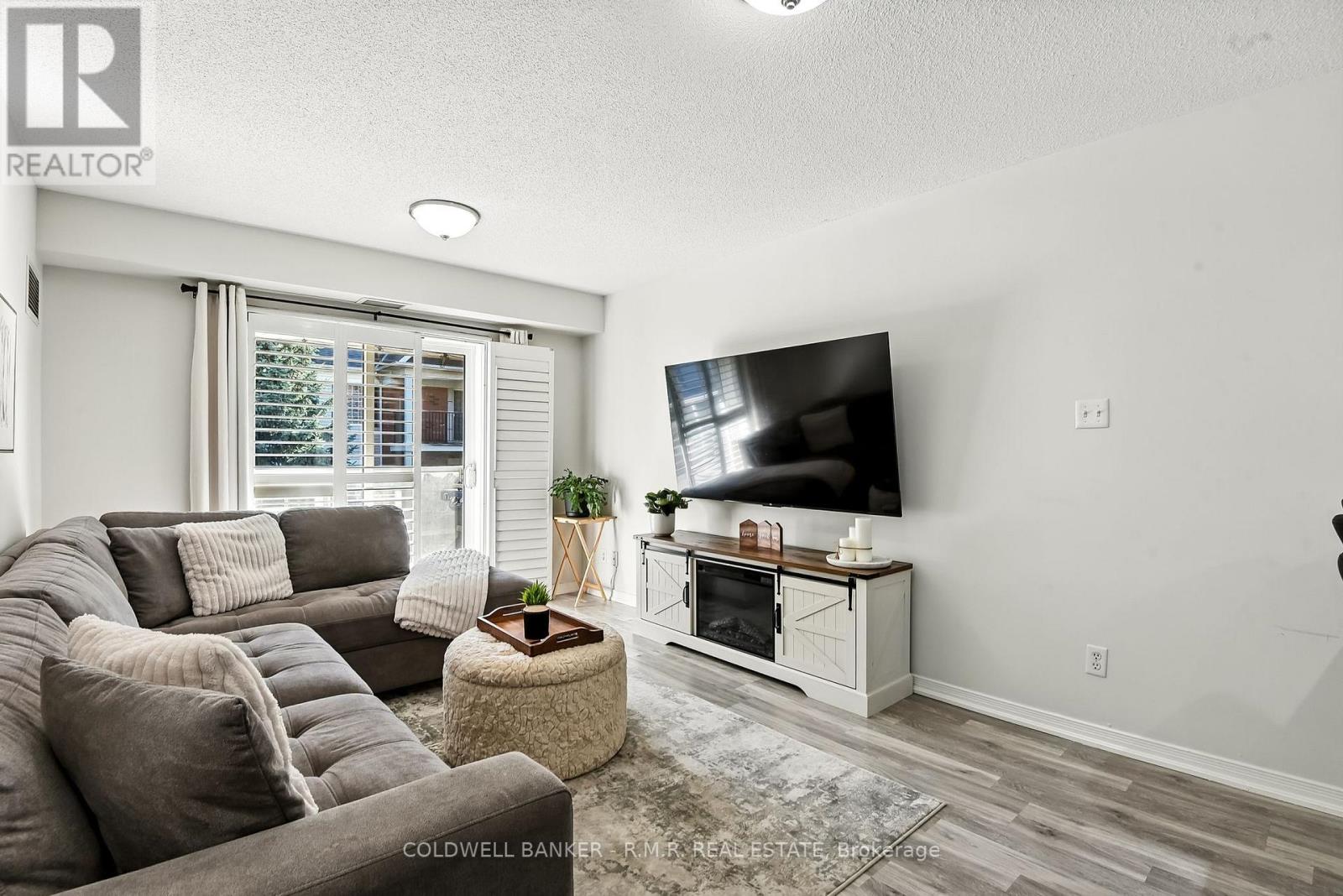310 - 124 Aspen Springs Drive, Clarington, Ontario  L1C 0G8 - Photo 9 - E12478923