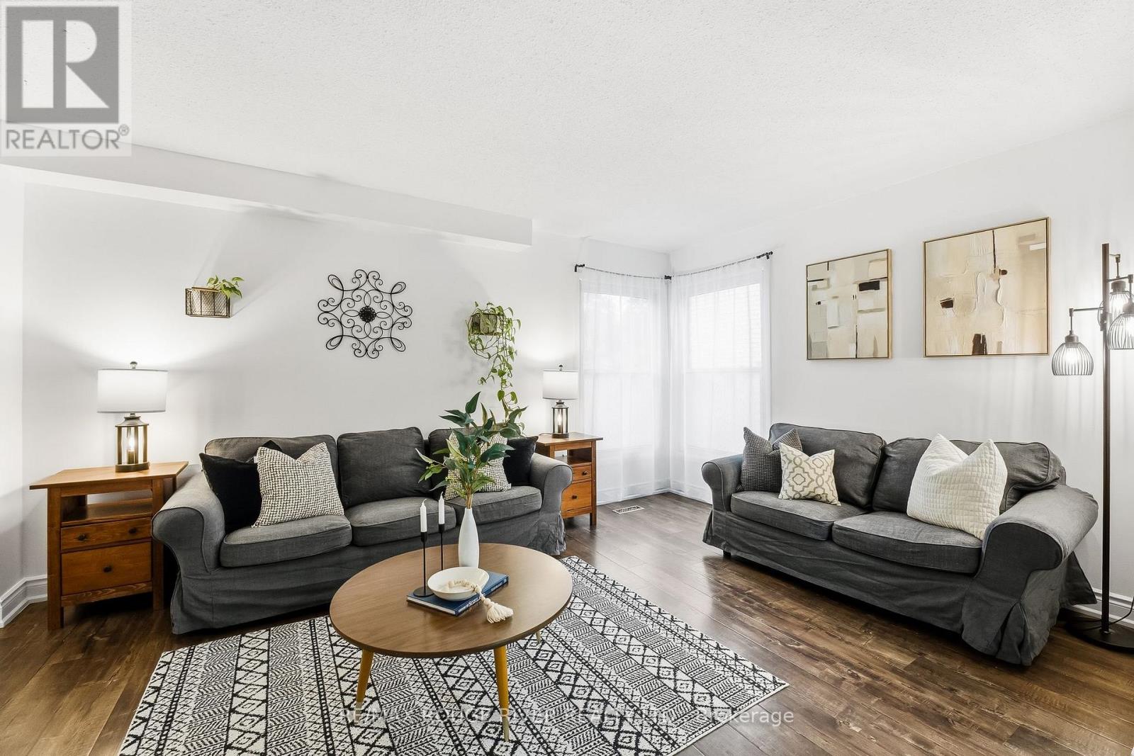 244 Northminster Court, Oshawa, Ontario  L1G 7M6 - Photo 7 - E12478953