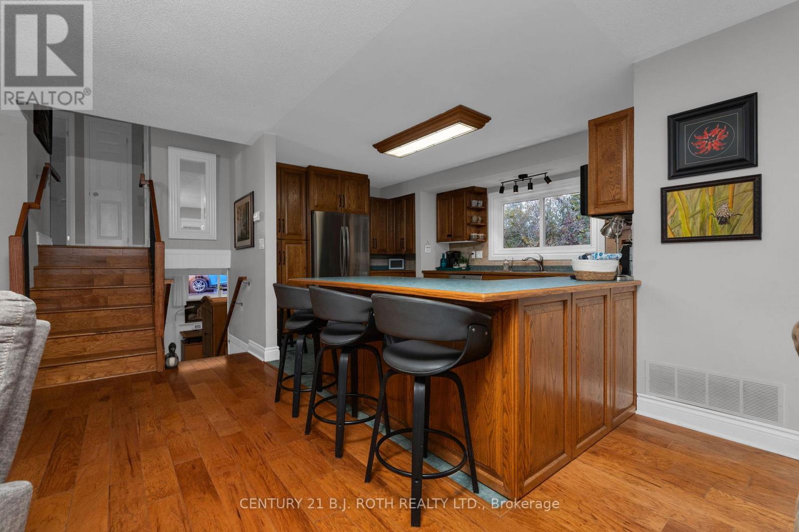 31 O'connell Lane, Oro-Medonte, Ontario  L0L 2E0 - Photo 7 - S12478853
