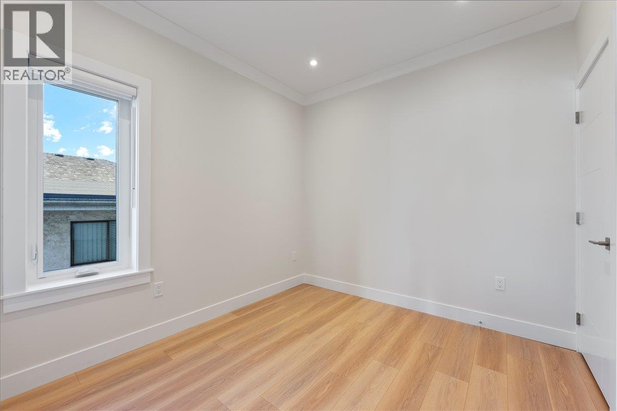 4856 Slocan Street, Vancouver, British Columbia  V5R 2A3 - Photo 16 - R3061335