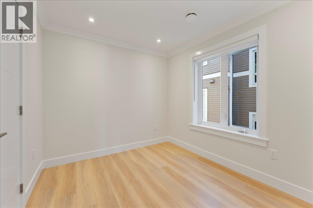 4856 Slocan Street, Vancouver, British Columbia  V5R 2A3 - Photo 15 - R3061335