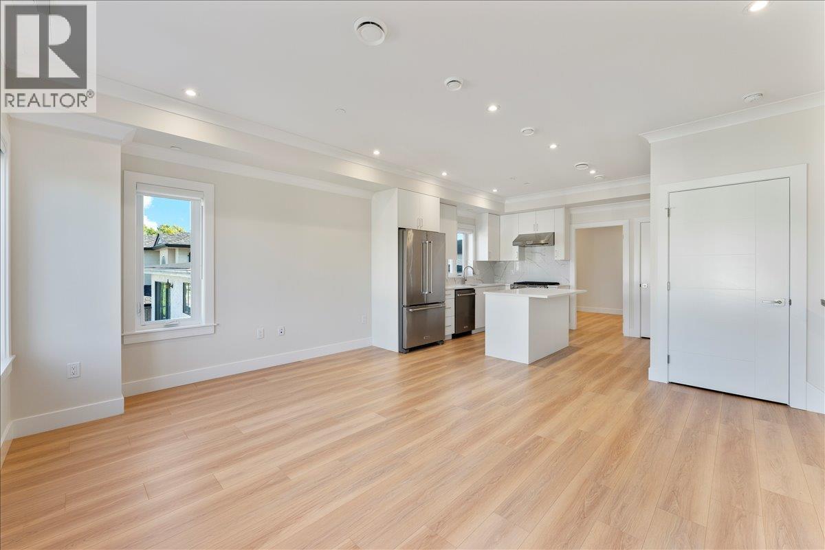 4856 Slocan Street, Vancouver, British Columbia  V5R 2A3 - Photo 9 - R3061335