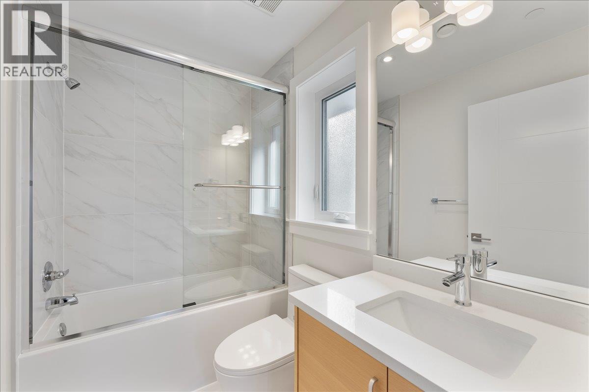 4856 Slocan Street, Vancouver, British Columbia  V5R 2A3 - Photo 17 - R3061335