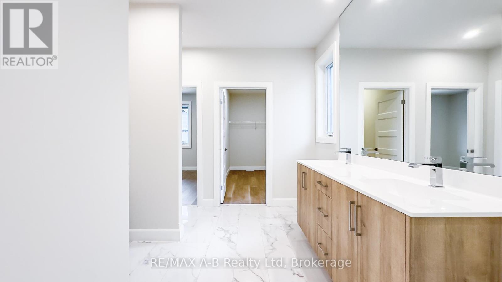 21 Nelson Street, West Perth (Mitchell), Ontario  N0K 1N0 - Photo 29 - X12419298