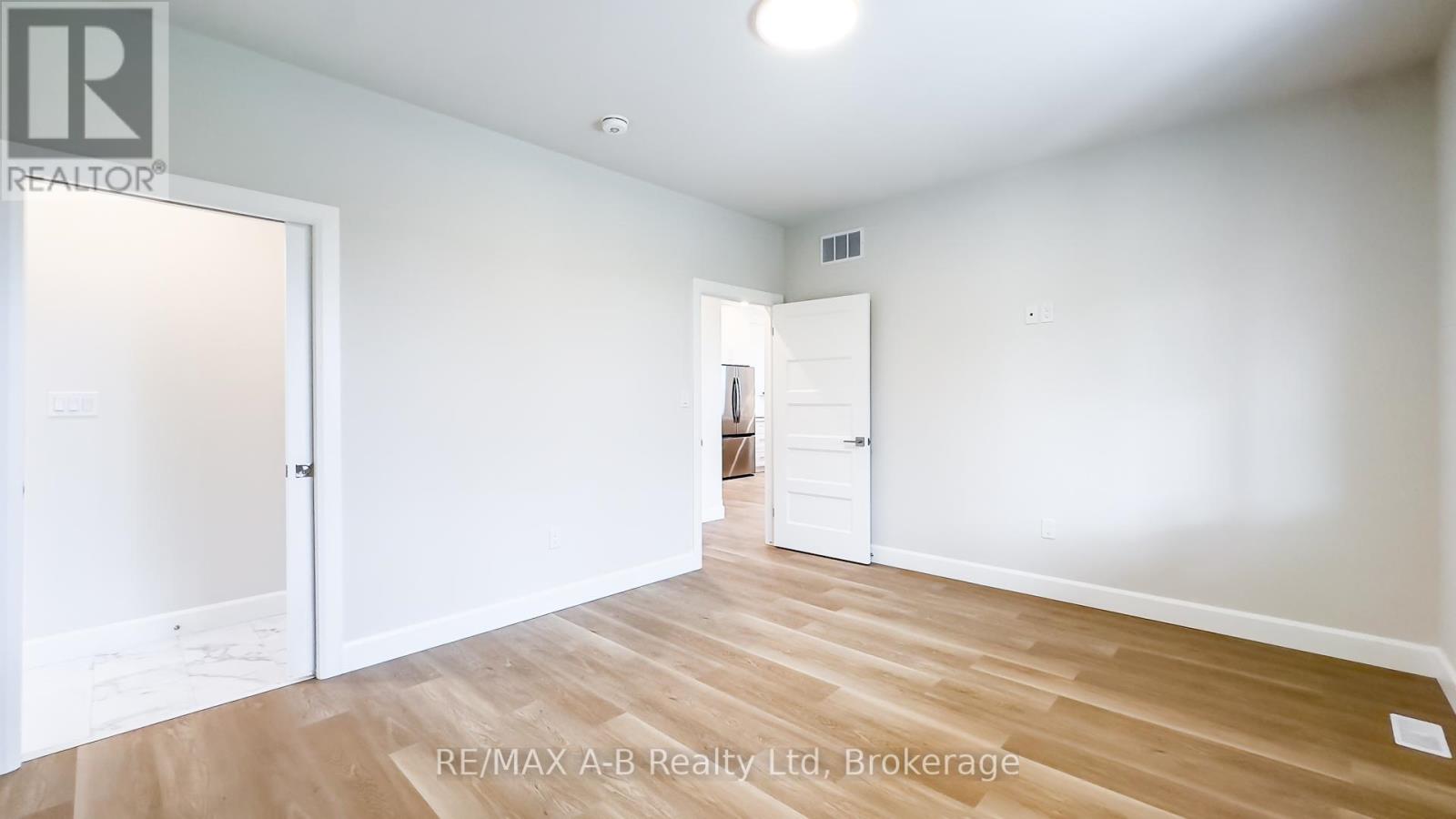 21 Nelson Street, West Perth (Mitchell), Ontario  N0K 1N0 - Photo 26 - X12419298