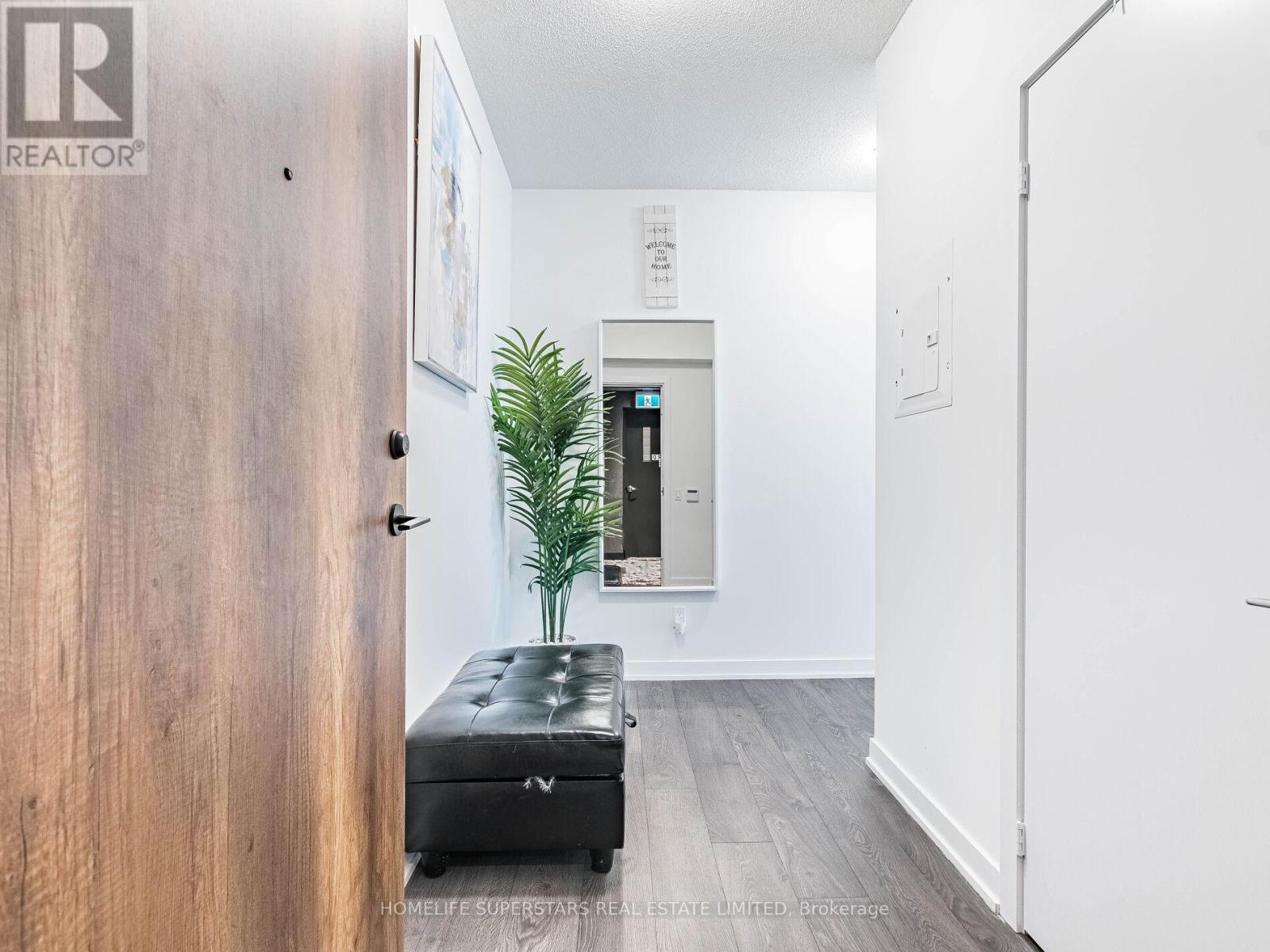 1810 - 251 Manitoba Street, Toronto, Ontario  M8Y 0C7 - Photo 11 - W12478842