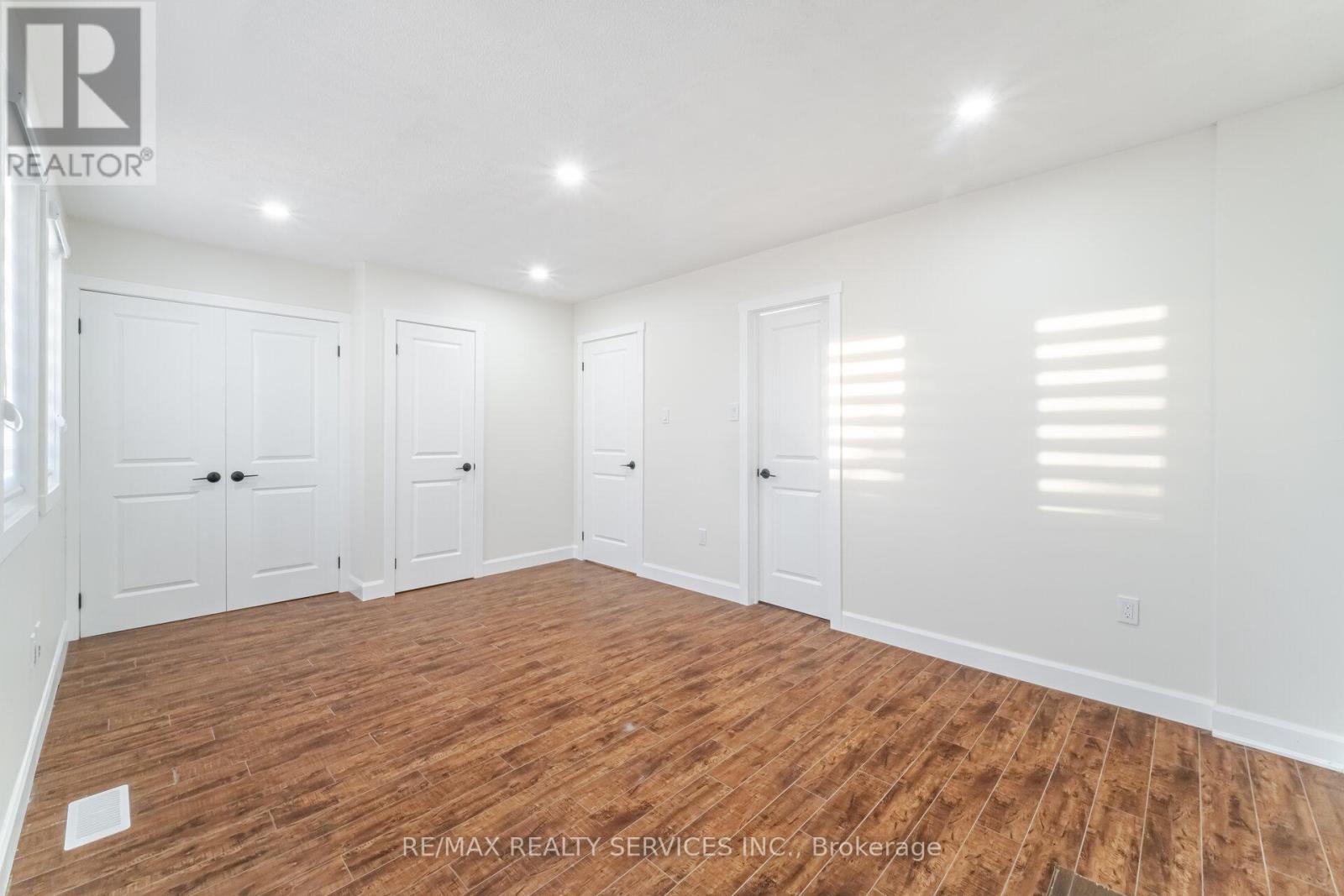 96 Toba Crescent, Brampton, Ontario  L6Z 4R8 - Photo 25 - W12478843