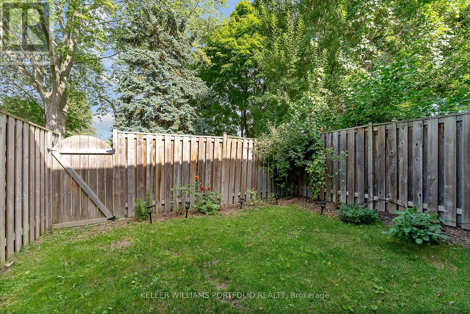 65 - 1055 Shawnmarr Road, Mississauga, Ontario  L5H 3V2 - Photo 37 - W12478872