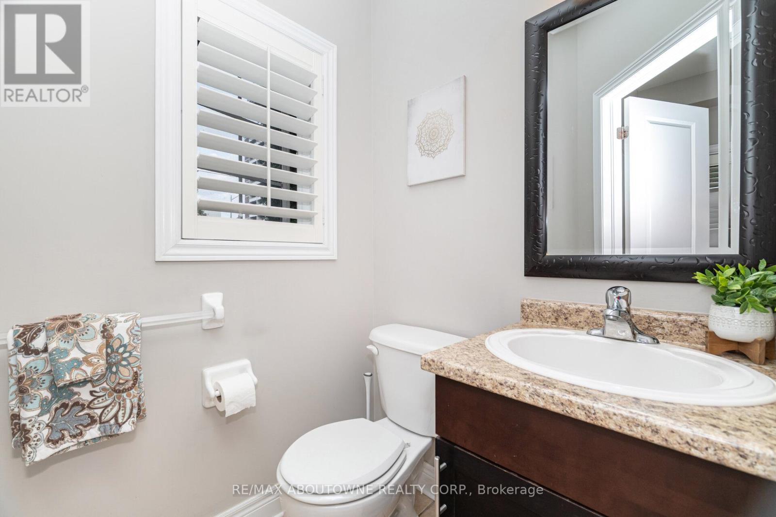 1 - 540 Guelph Line, Burlington, Ontario  L7R 3M4 - Photo 13 - W12478876