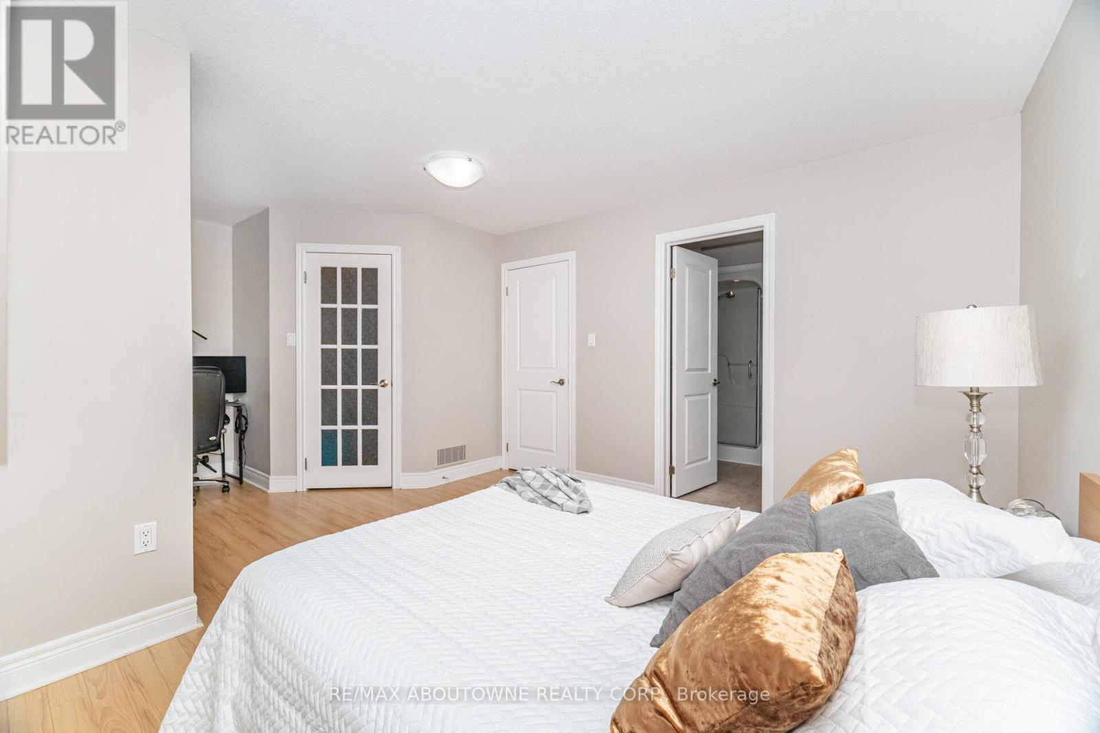 1 - 540 Guelph Line, Burlington, Ontario  L7R 3M4 - Photo 20 - W12478876