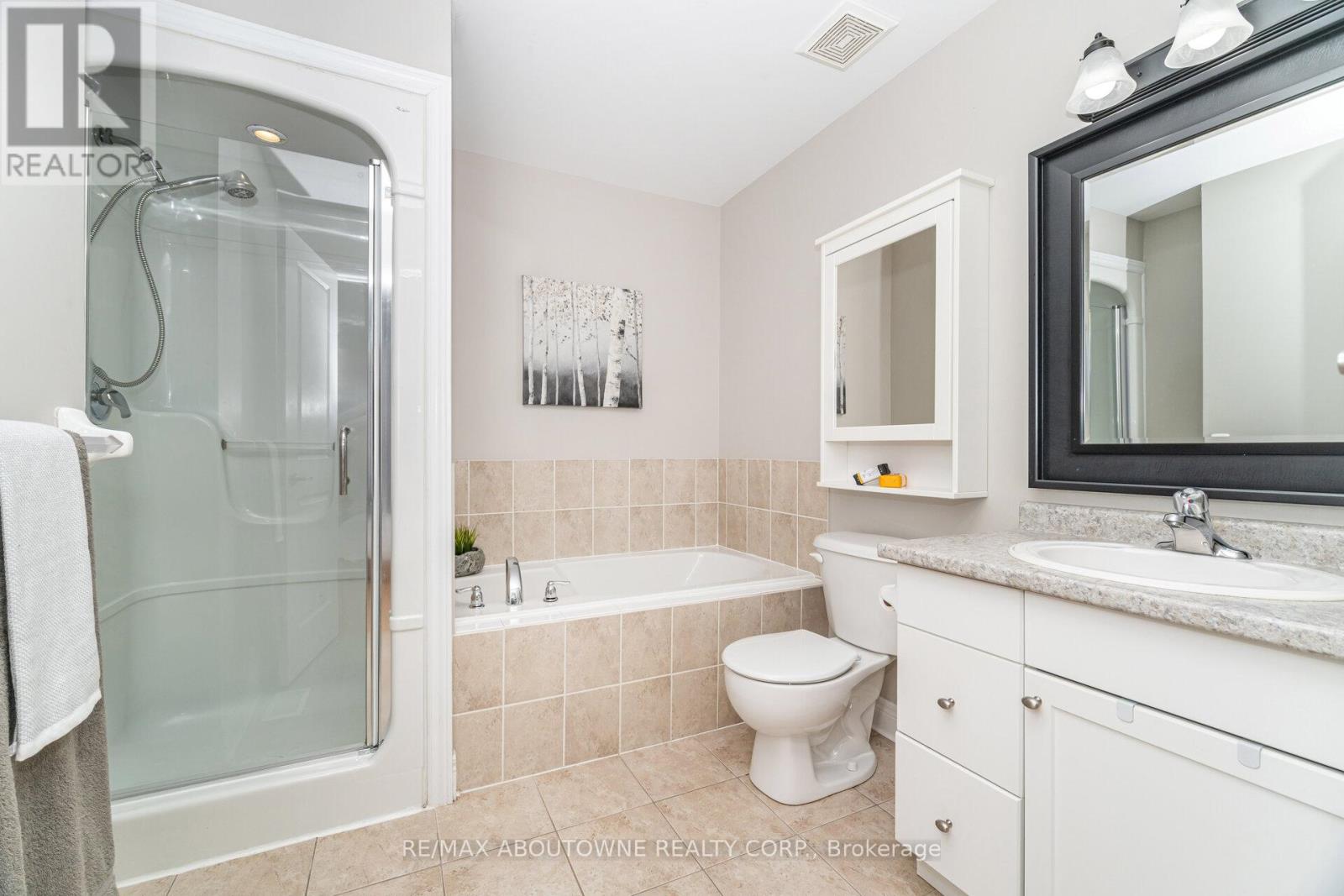1 - 540 Guelph Line, Burlington, Ontario  L7R 3M4 - Photo 21 - W12478876