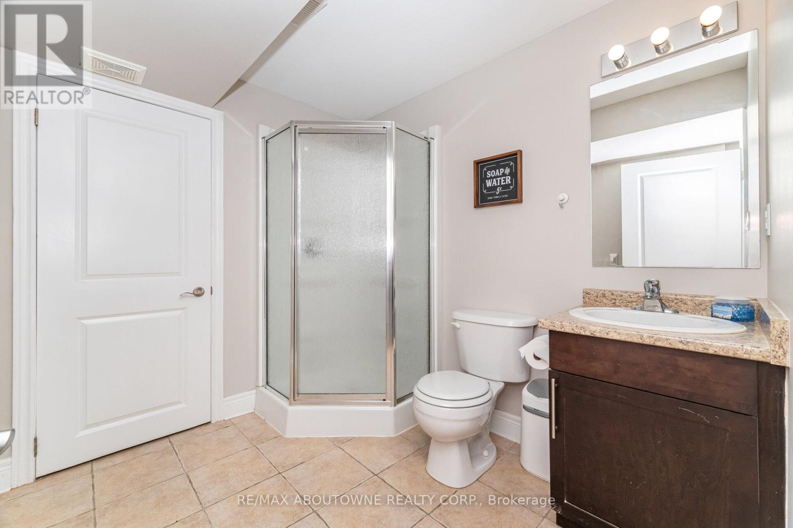 1 - 540 Guelph Line, Burlington, Ontario  L7R 3M4 - Photo 33 - W12478876