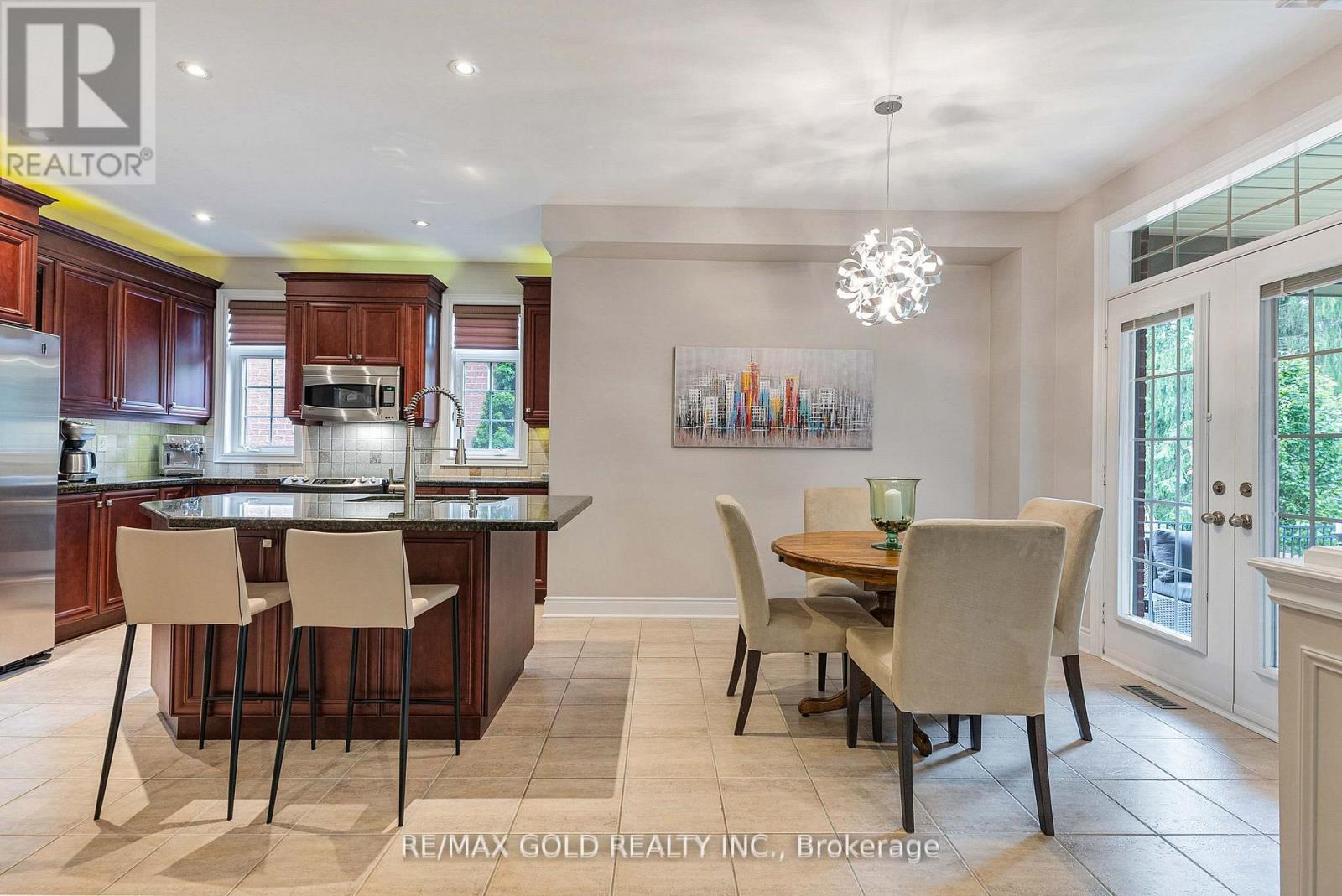 1593 Hallstone Road, Brampton, Ontario  L6Y 5K8 - Photo 15 - W12478892
