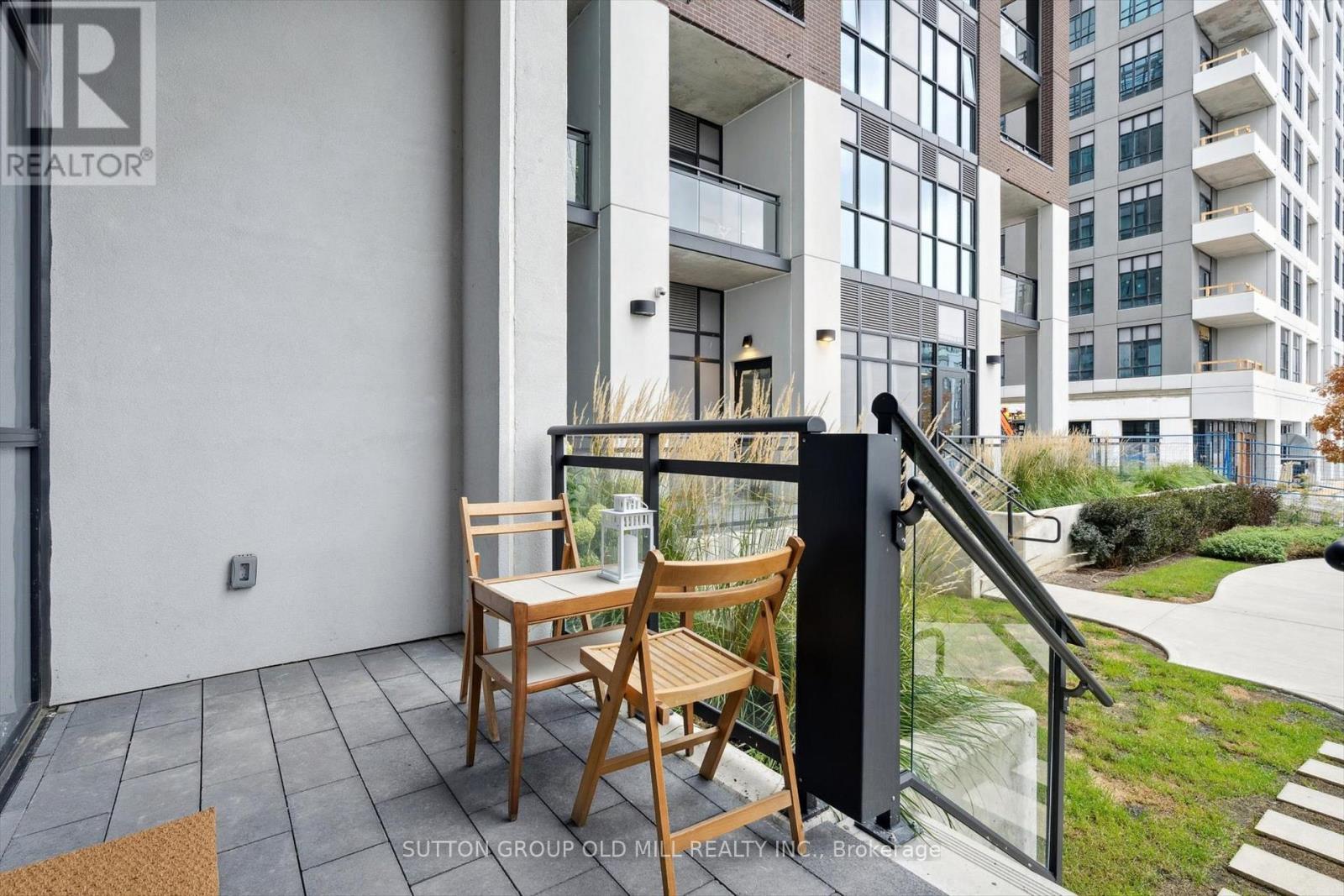 101 - 25 Neighbourhood Lane, Toronto, Ontario  M6P 1Z9 - Photo 32 - W12478900