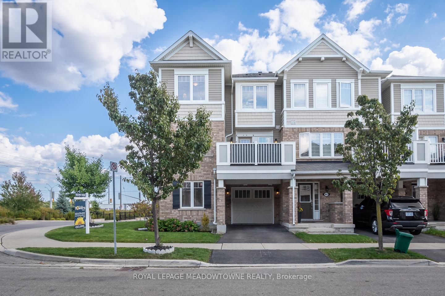 961 Nadalin Heights, Milton, Ontario  L9T 8R3 - Photo 2 - W12478902