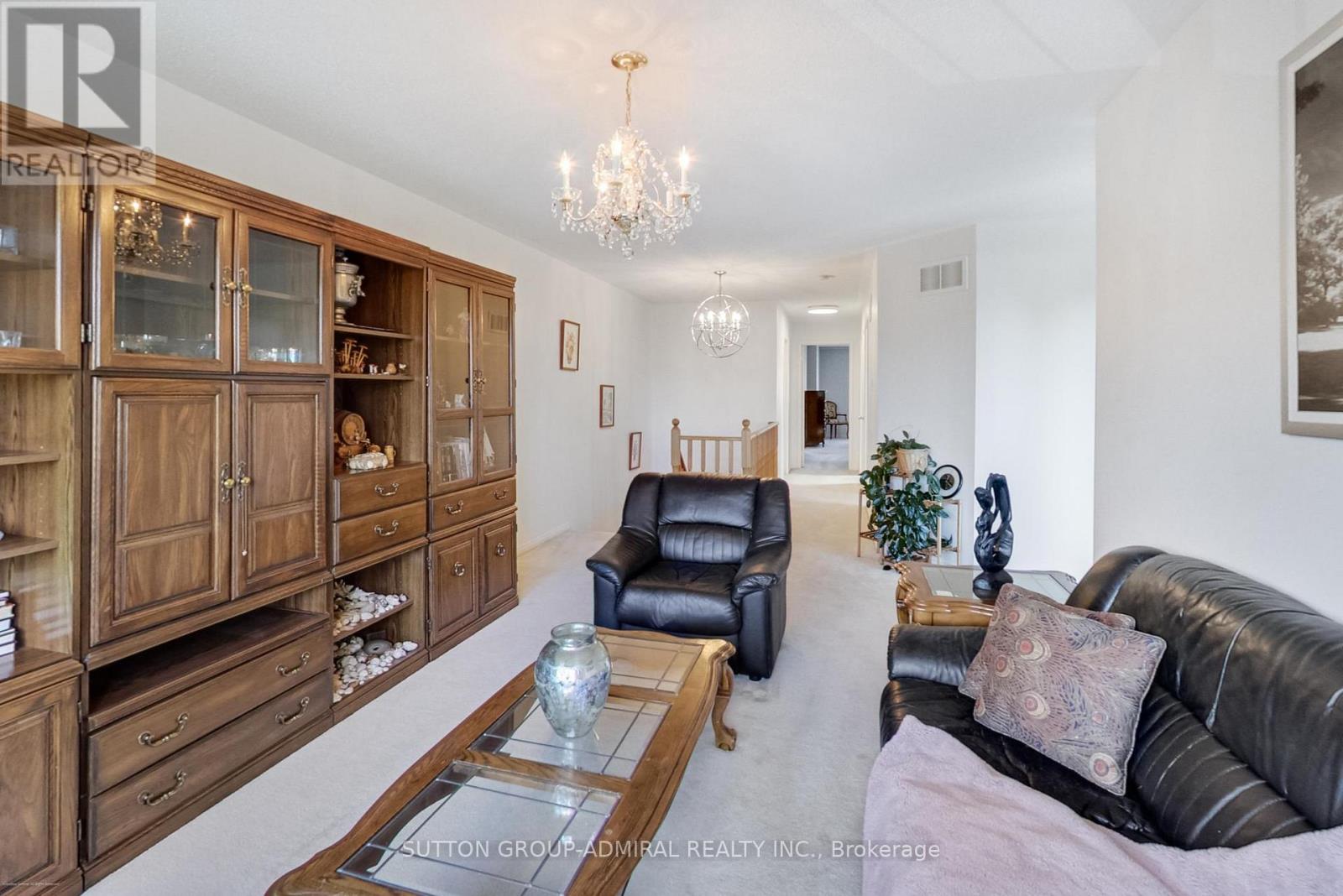 429 Stonetree Court, Mississauga, Ontario  L5H 4H3 - Photo 21 - W12478912