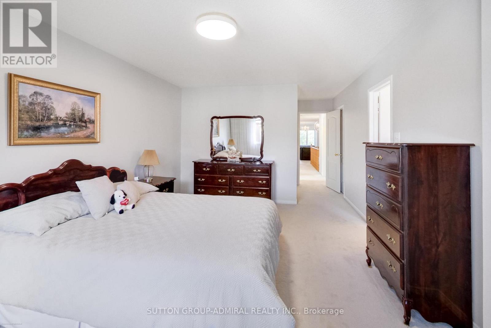 429 Stonetree Court, Mississauga, Ontario  L5H 4H3 - Photo 29 - W12478912