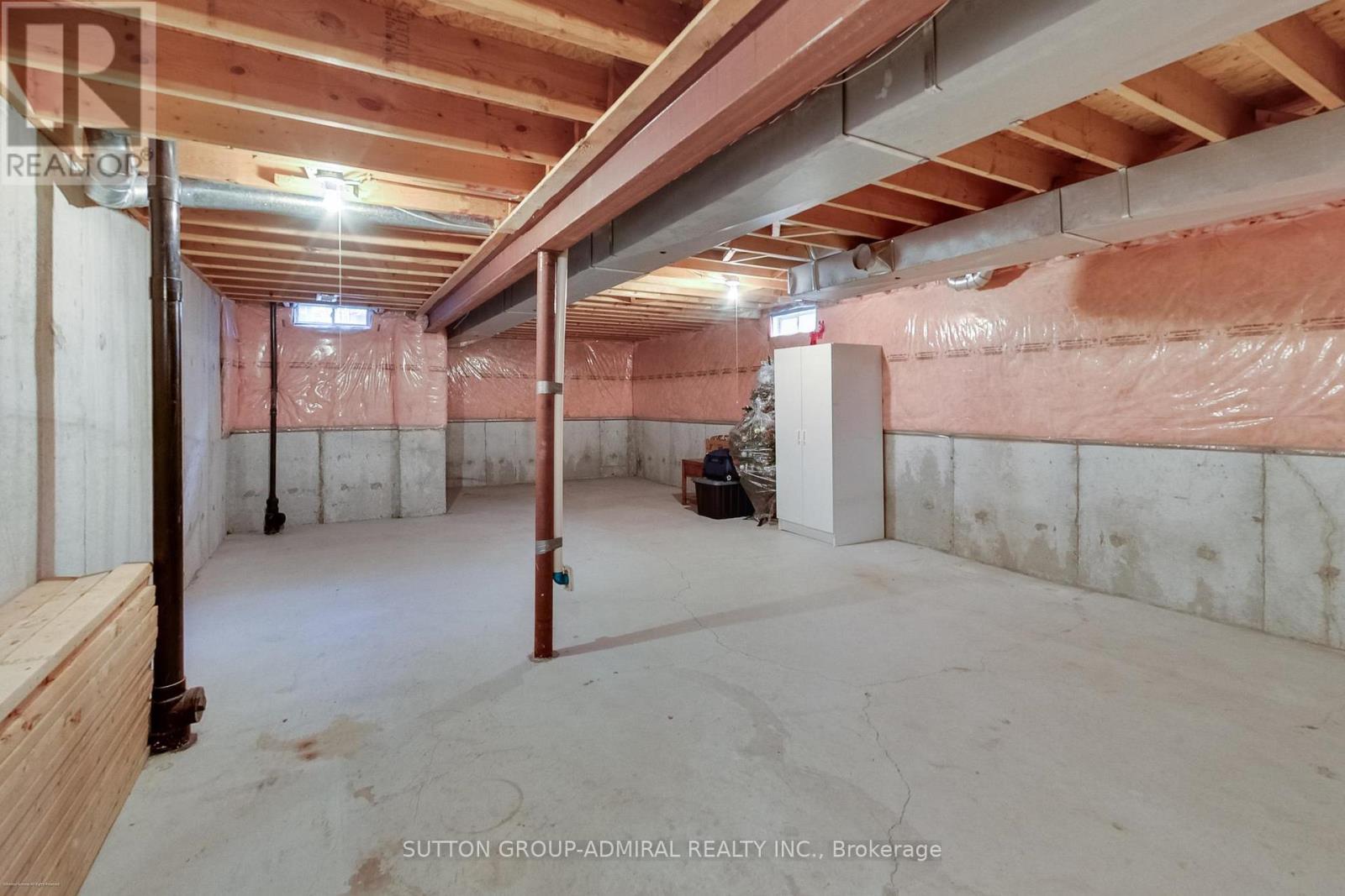 429 Stonetree Court, Mississauga, Ontario  L5H 4H3 - Photo 34 - W12478912
