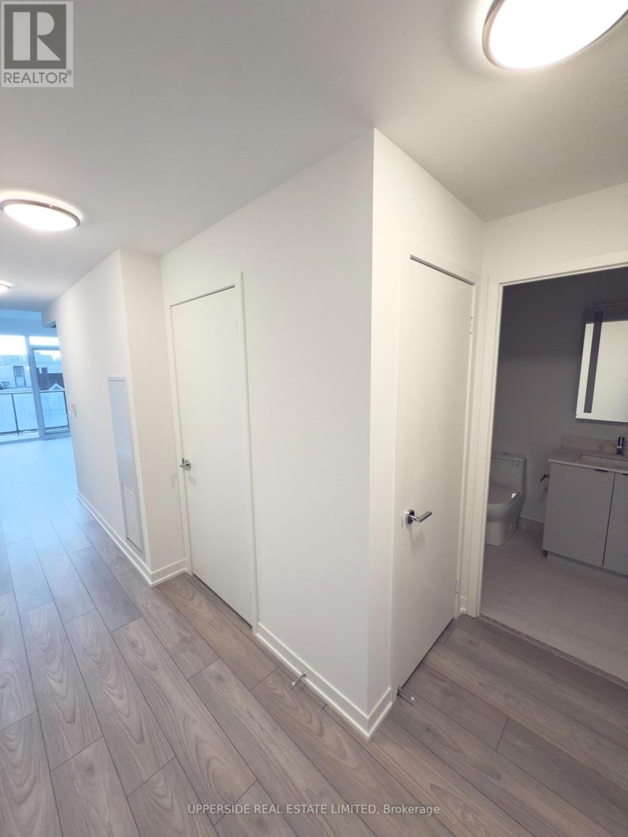 305 - 285 Dufferin Street, Toronto, Ontario  M6K 0J2 - Photo 9 - W12478915