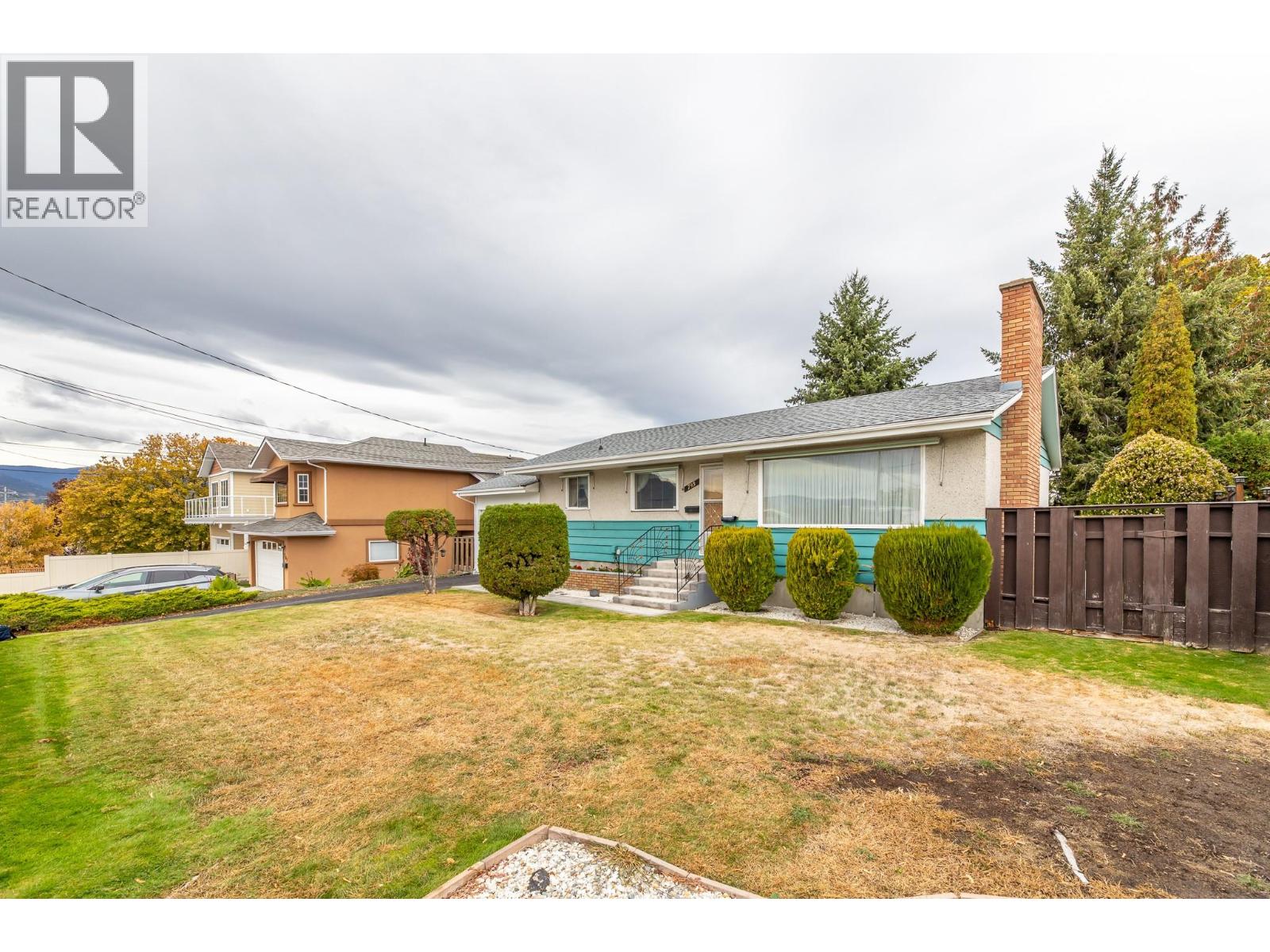 793 Maccleave Avenue, Penticton, British Columbia  V2A 3C4 - Photo 43 - 10366604