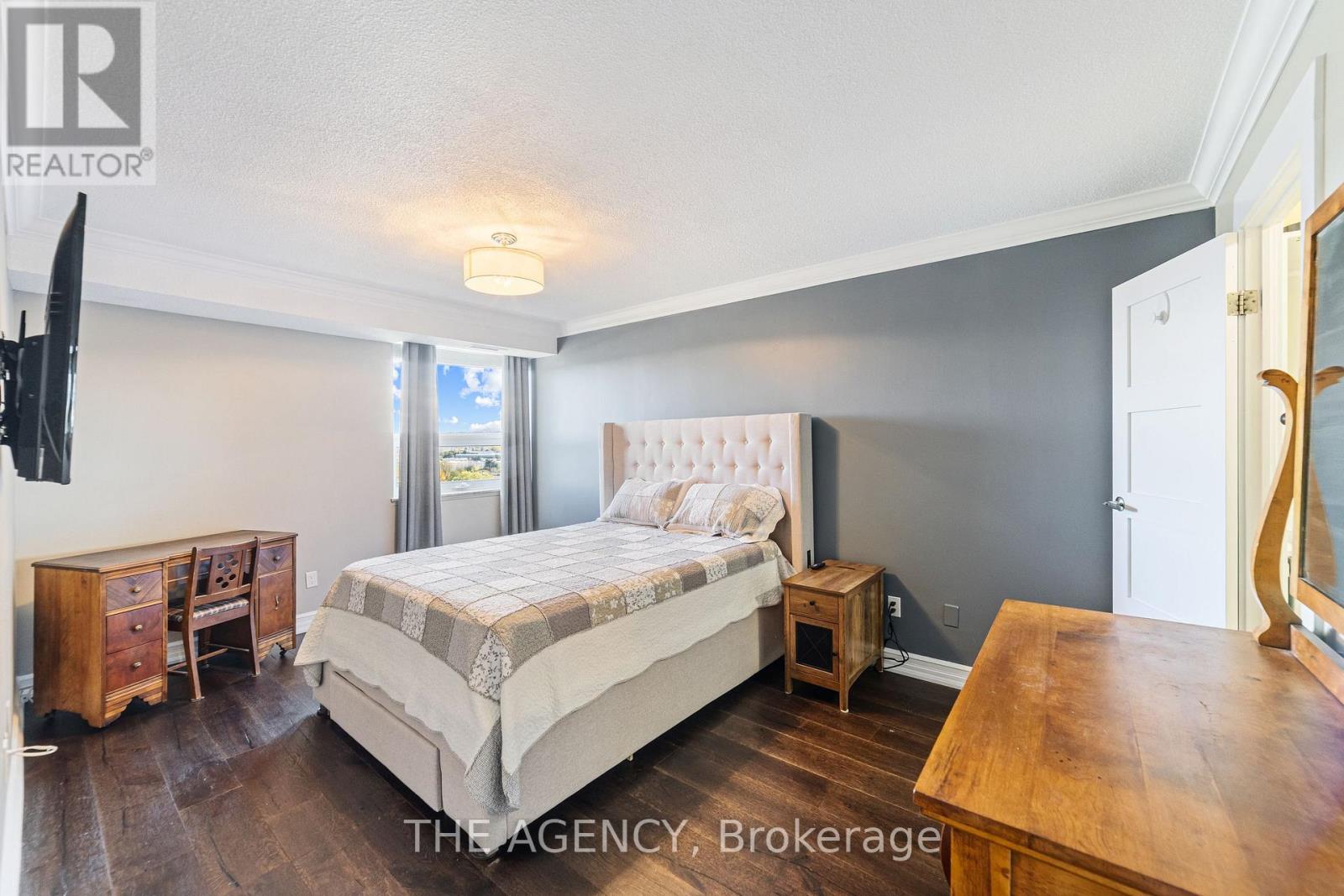 1012 - 500 Green Road, Hamilton, Ontario  L8E 3M6 - Photo 18 - X12478854