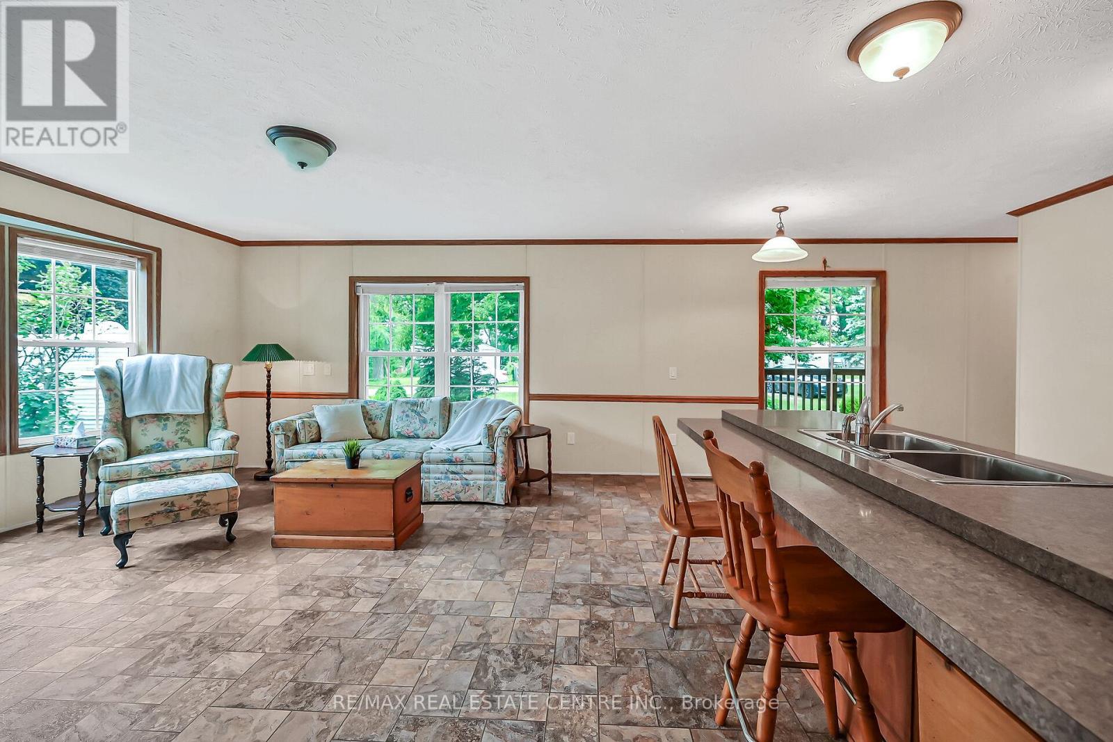 29 Courish Lane, Haldimand, Ontario  N0A 1E0 - Photo 7 - X12478879