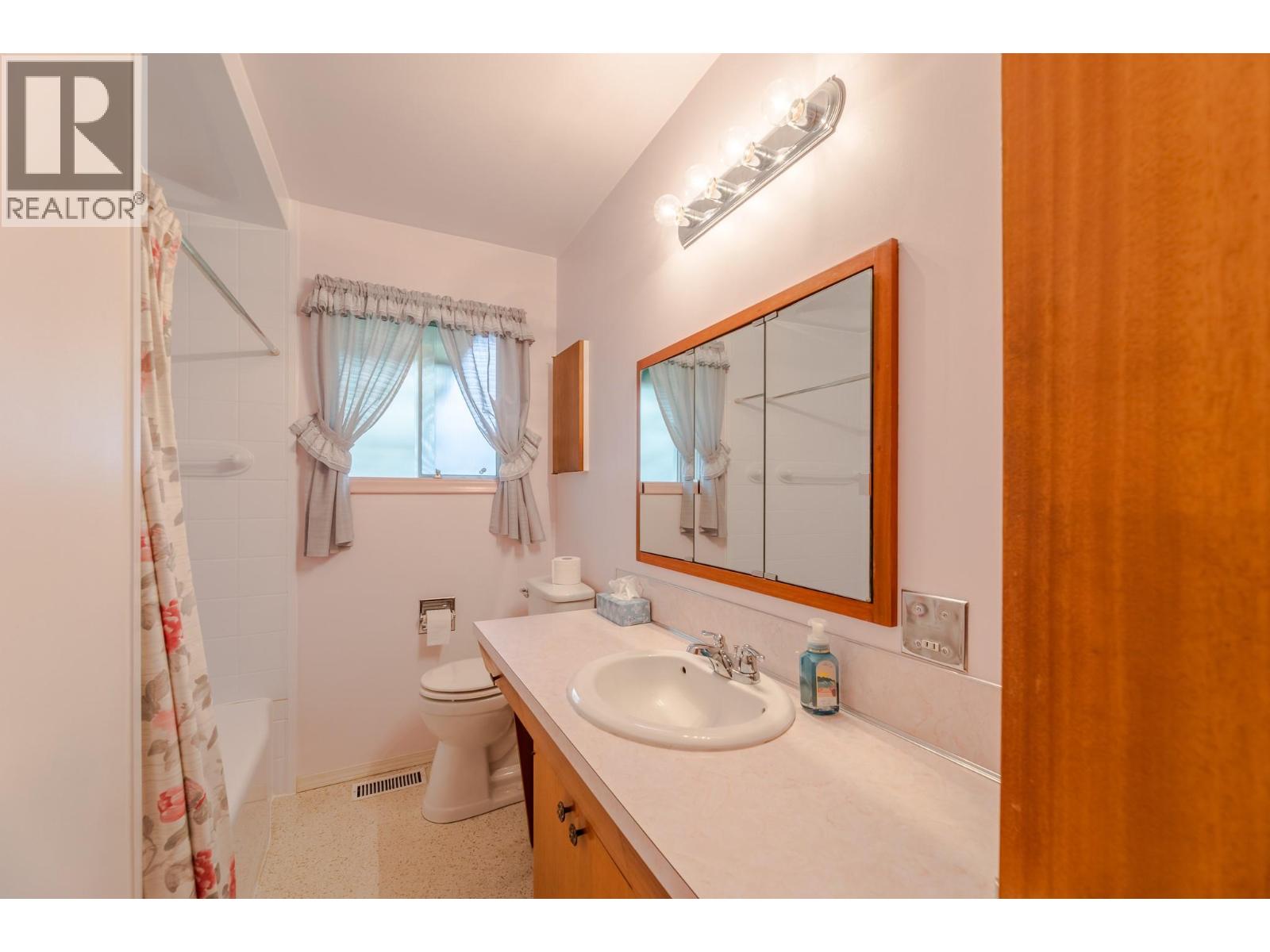 793 Maccleave Avenue, Penticton, British Columbia  V2A 3C4 - Photo 28 - 10366604