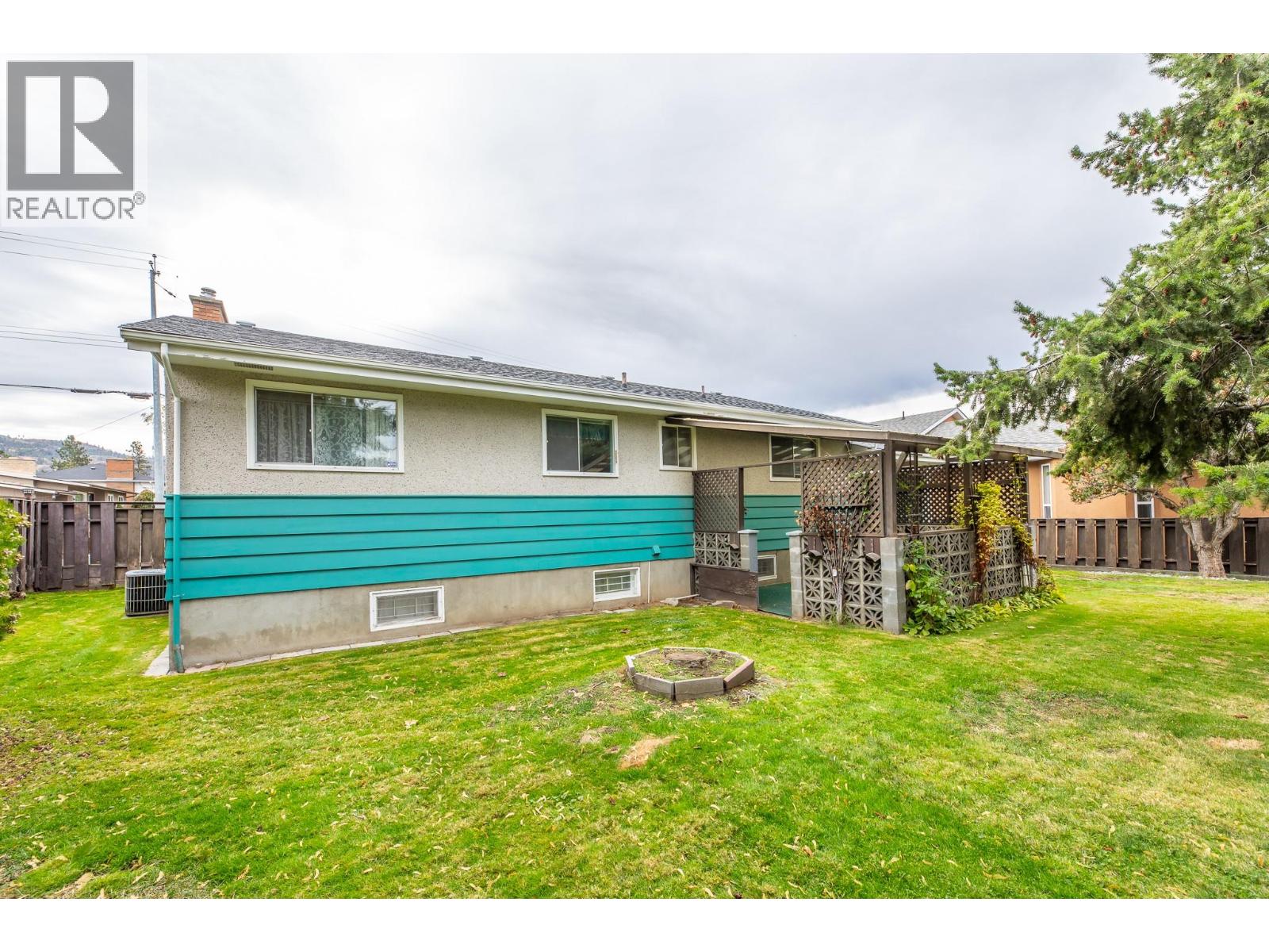793 Maccleave Avenue, Penticton, British Columbia  V2A 3C4 - Photo 40 - 10366604