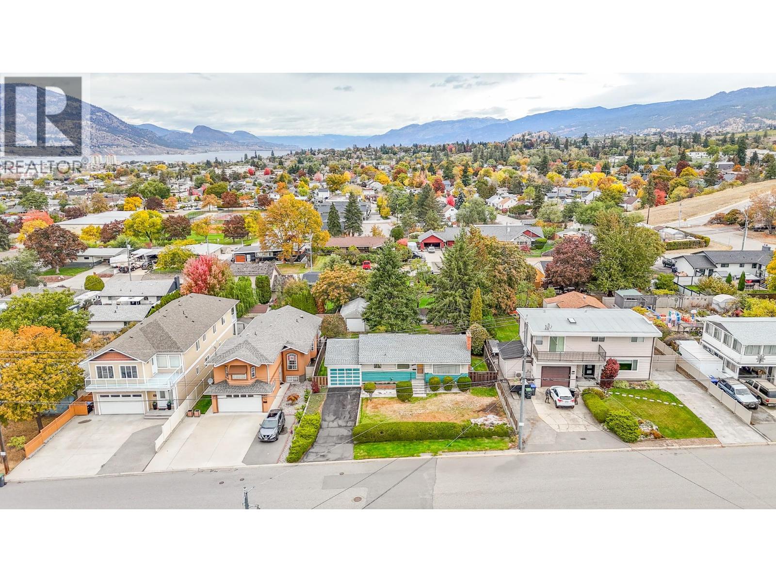 793 Maccleave Avenue, Penticton, British Columbia  V2A 3C4 - Photo 4 - 10366604