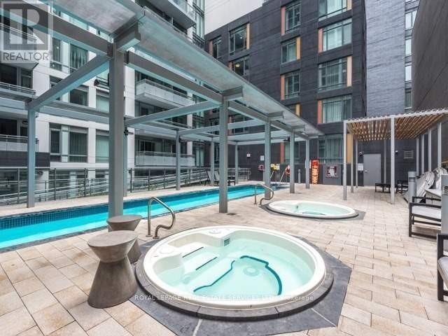 601 - 525 Adelaide Street W, Toronto, Ontario  M5V 0N7 - Photo 16 - C12478946