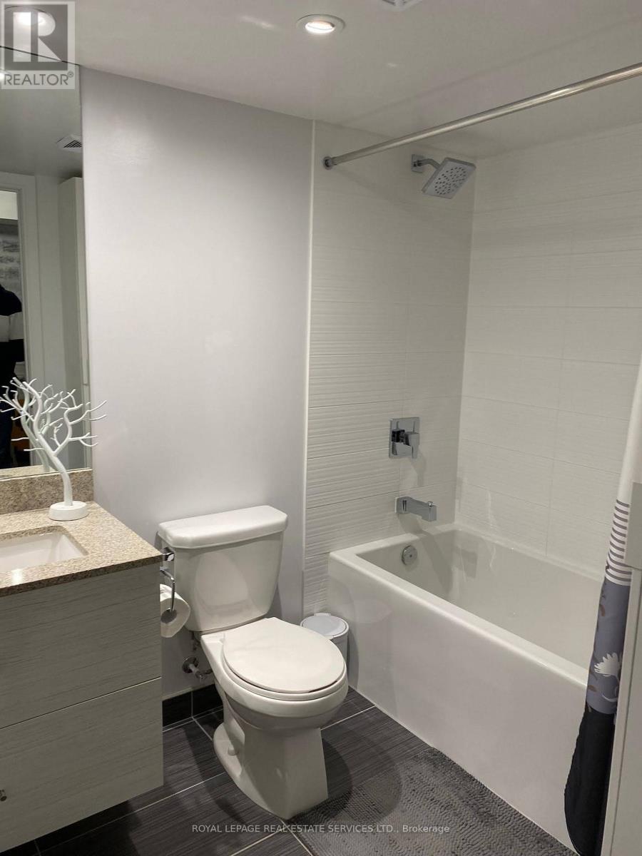 601 - 525 Adelaide Street W, Toronto, Ontario  M5V 0N7 - Photo 9 - C12478946