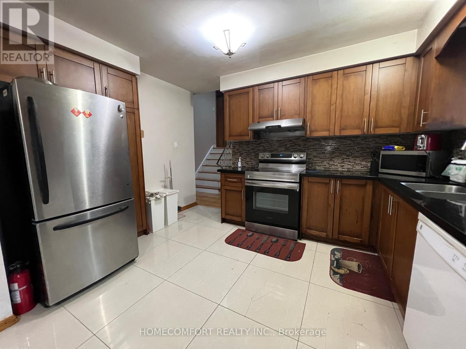 117 Shawnee Circle, Toronto, Ontario  M2H 2Y3 - Photo 12 - C12478956