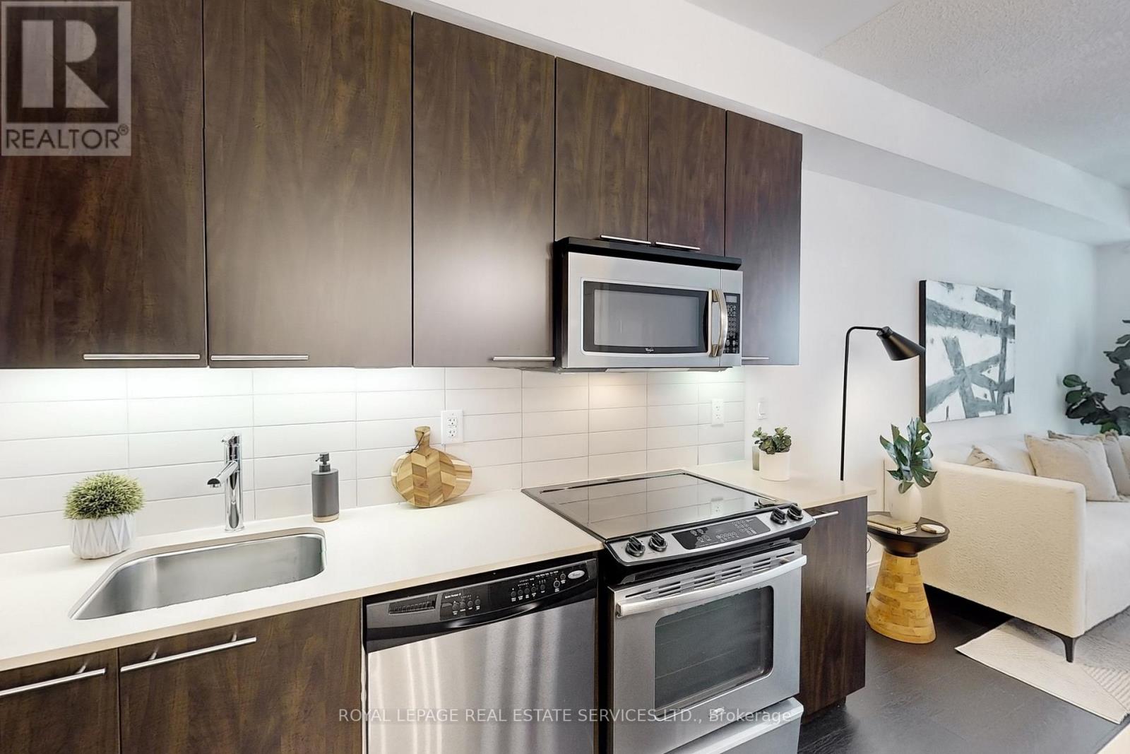 1806 - 25 Broadway Avenue, Toronto, Ontario  M4P 1T7 - Photo 14 - C12478993
